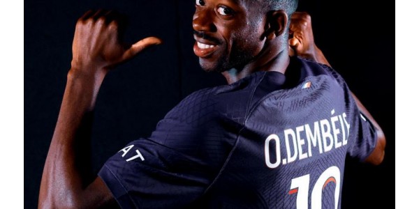 Ousmane Dembélé porte le maillot numéro 10 du Paris Saint-Germain Ousmane Dembélé porte le maillot numéro 10 du Paris Saint-Germain